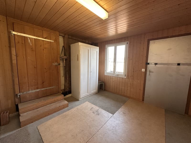 Looking for office, storage, or hobby rooms? You'll find them with us! (2)