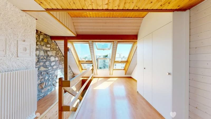 Solothurnstrasse-10-Zimmer-Dachboden_1.jpg