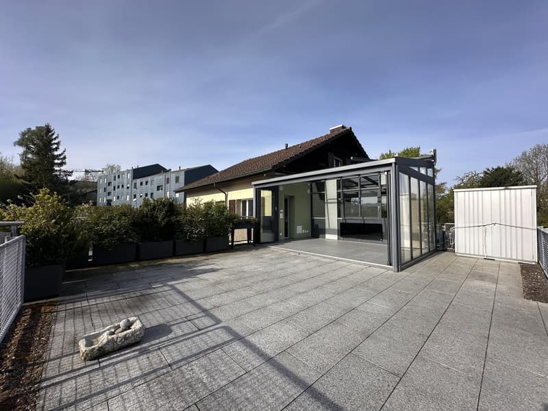 Appartement duplex spacieux avec terrasse et serre en propriété de haute qualité (4)