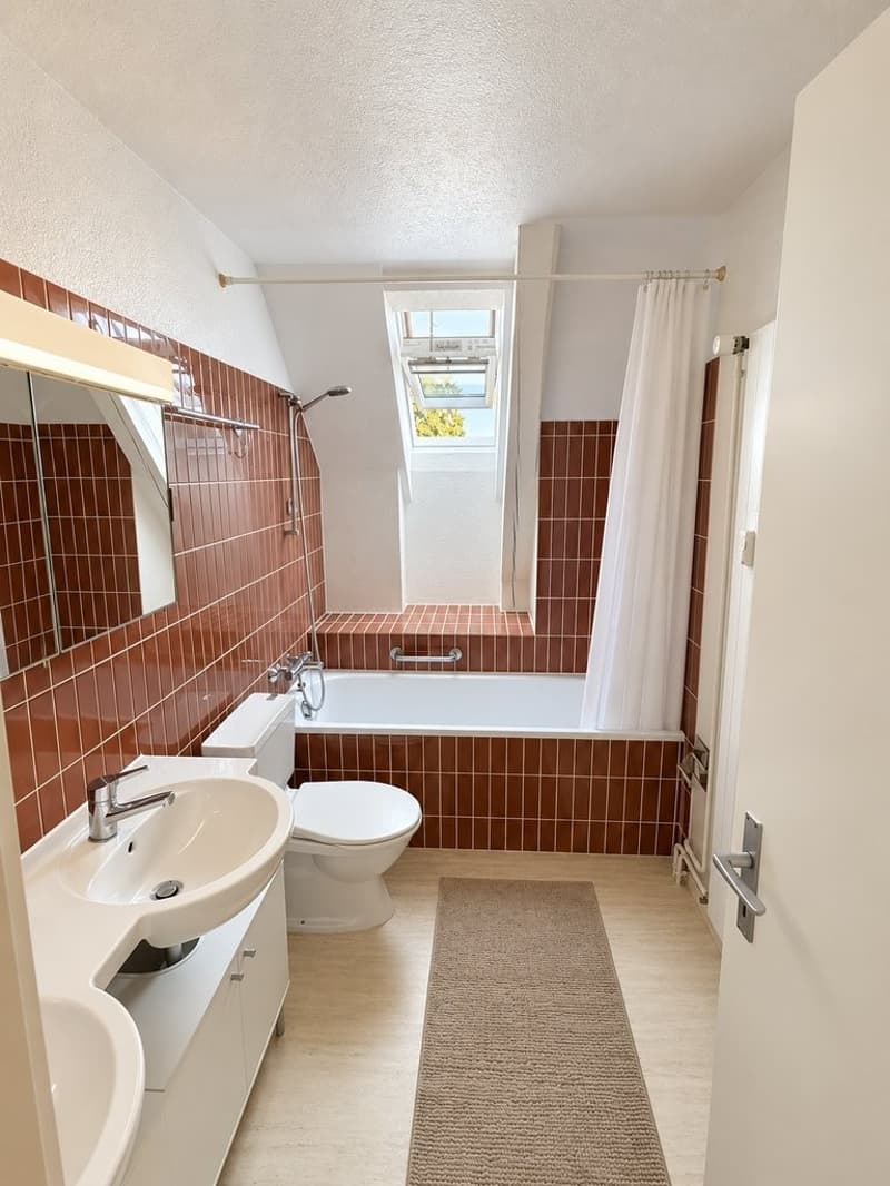 WC_mit_Badewanne.png