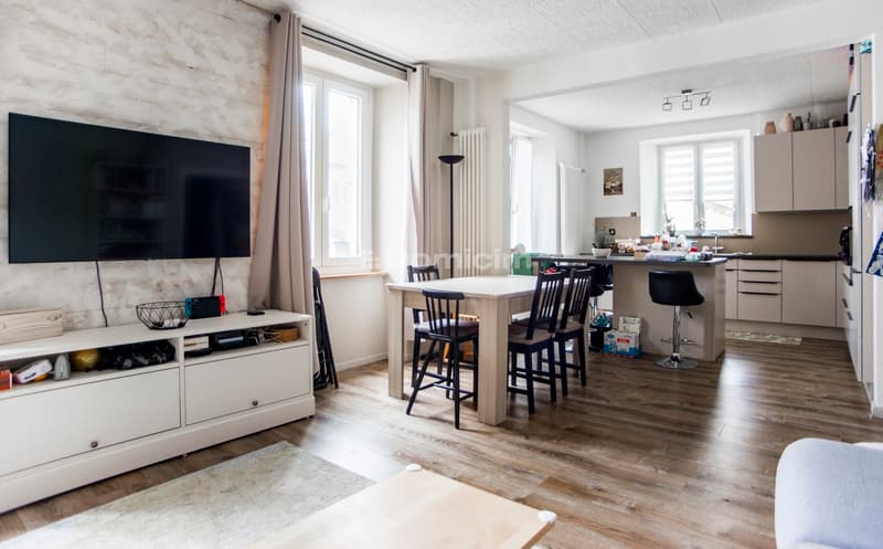 Appartement moderne et lumineux de 5 pièces (2)