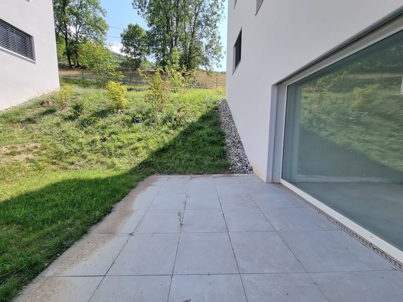 NEW ! 131 m² COMMERCIAL SPACE WITH TERRACE-GARDEN (10)