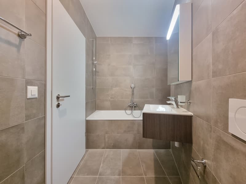 OLLON - 3.5-ROOM APARTMENT WITH BALCONY FOR RENTAL INCOME (8)