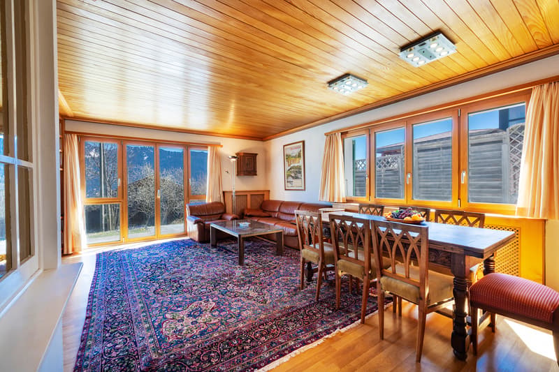 Charming chalet ideally located with 3 apartments (2)
