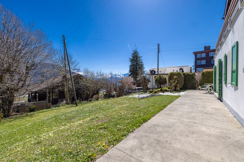 Charming chalet ideally located with 3 apartments (9)