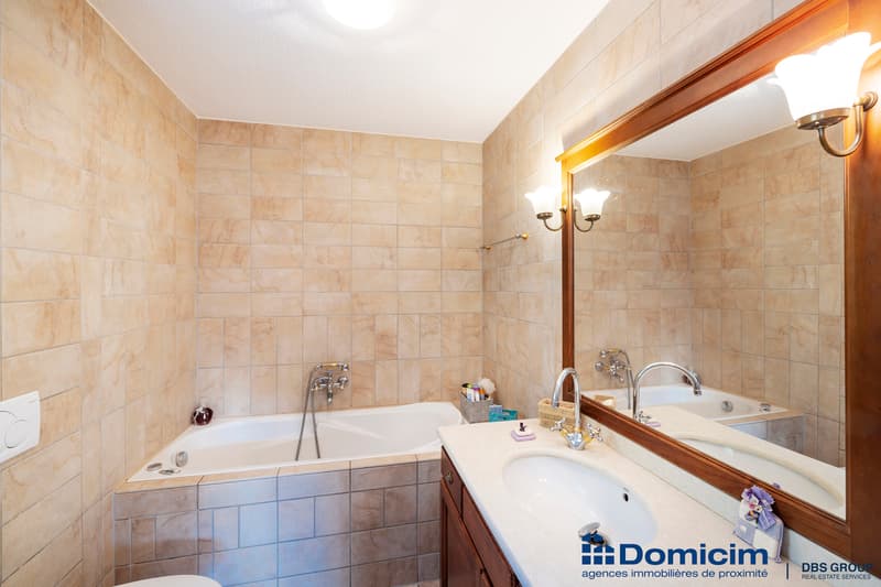 Villa moderna indipendente con piscina e vista mozzafiato! (11)