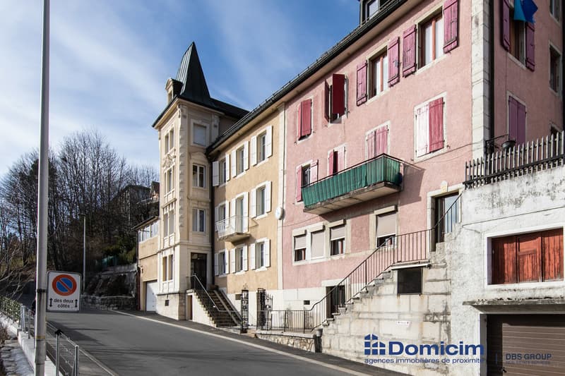 Rental income building with 6 units, fully rented (8)