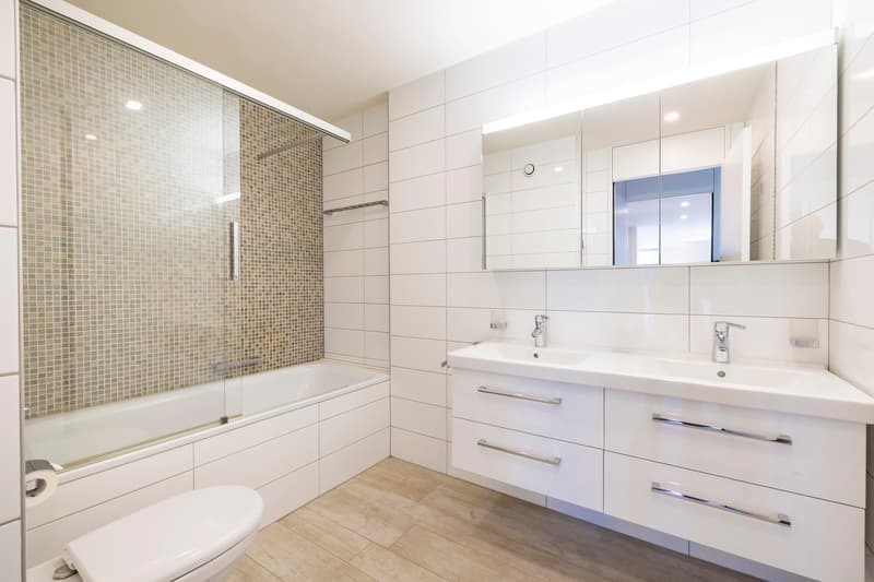 The perfect balance between location, view and comfort (9)