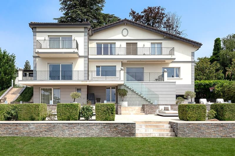 A blend of elegance and character for this Lausanne property (3)
