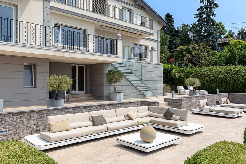 A blend of elegance and character for this Lausanne property (8)