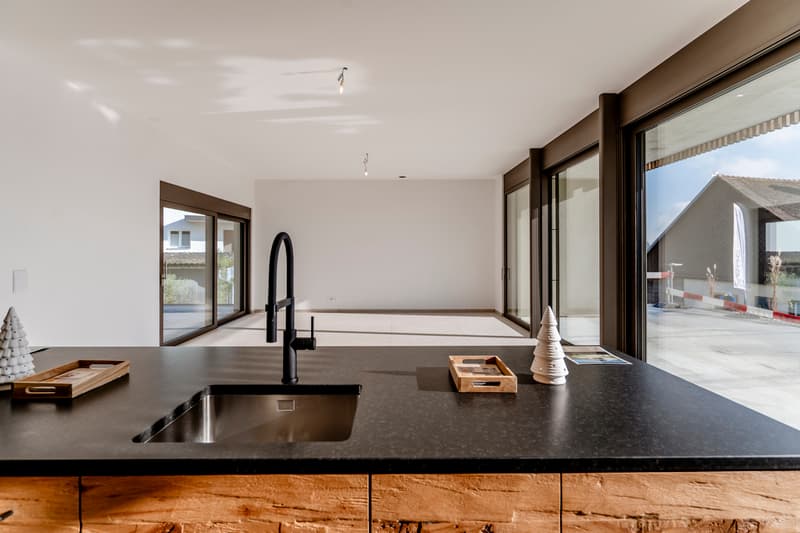 Eleganza assoluta e ambiente bucolico per questa villa nuova (6)