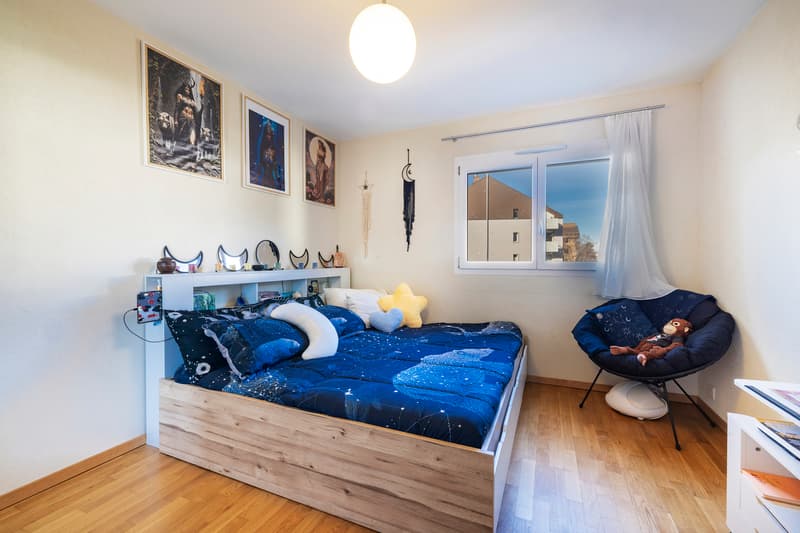 Grande appartamento contemporaneo in un quartiere residenziale affascinante (8)