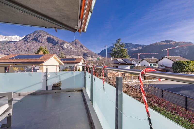 Grande appartamento contemporaneo in un quartiere residenziale affascinante (7)