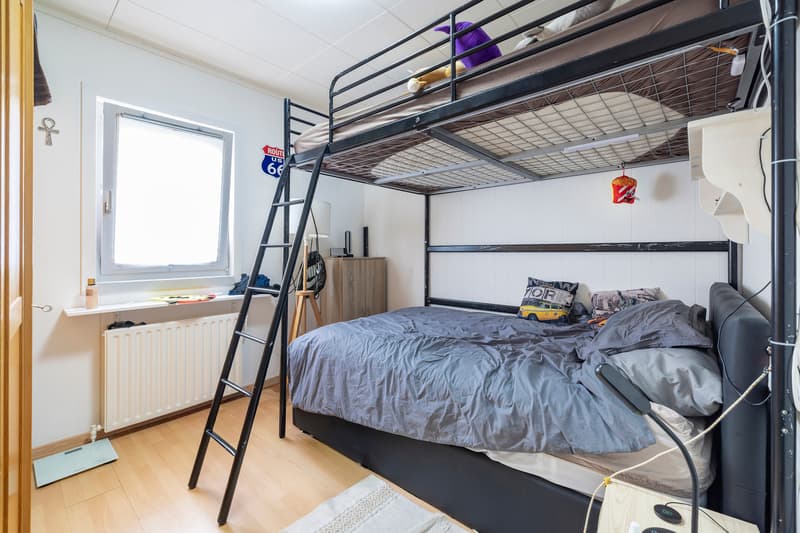 Two rented ground-floor apartments with terrace and parking (4)