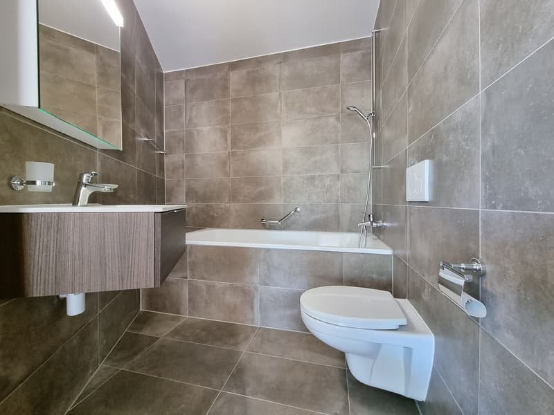 Apartment with 3.5 rooms, terrace and garden (9)