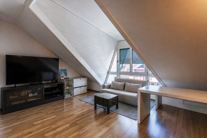 Spacious and pleasant 3.5-room duplex with balcony in Gland (7)
