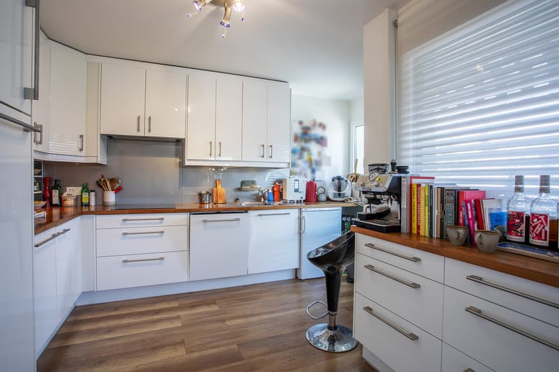 Spacious and pleasant 3.5-room duplex with balcony in Gland (4)