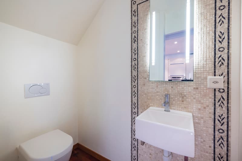 Villa at the Marina - A touch of vacation all year round! (11)