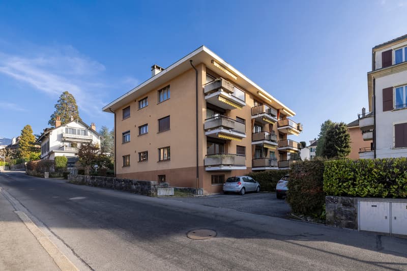 4.5 rooms rented with immediate income - Two parking spaces included (13)