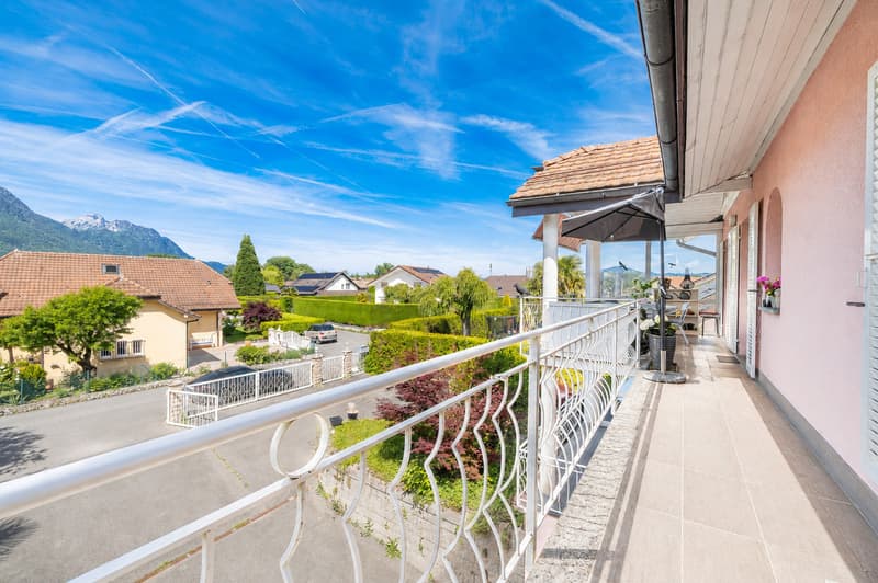Individual villa with opportunity for 2 apartments in Noville (9)
