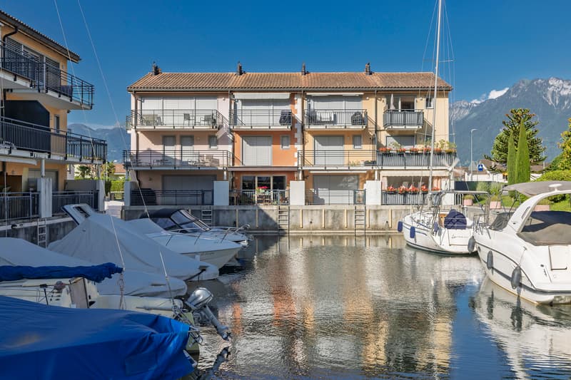 Charming duplex in Marina, with your feet in the water! (8)