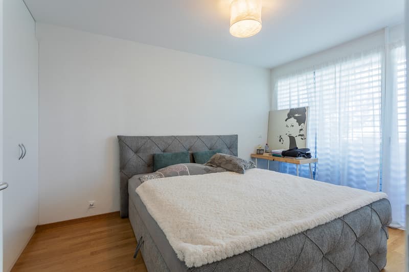 Charming 2.5-room apartment with balcony in the center of Morges (3)