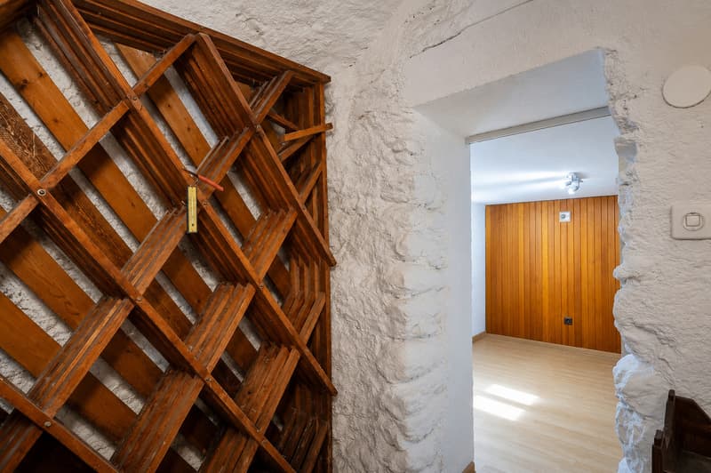 Casa di villaggio con 5,5 locali situata nel cuore di Roche (12)