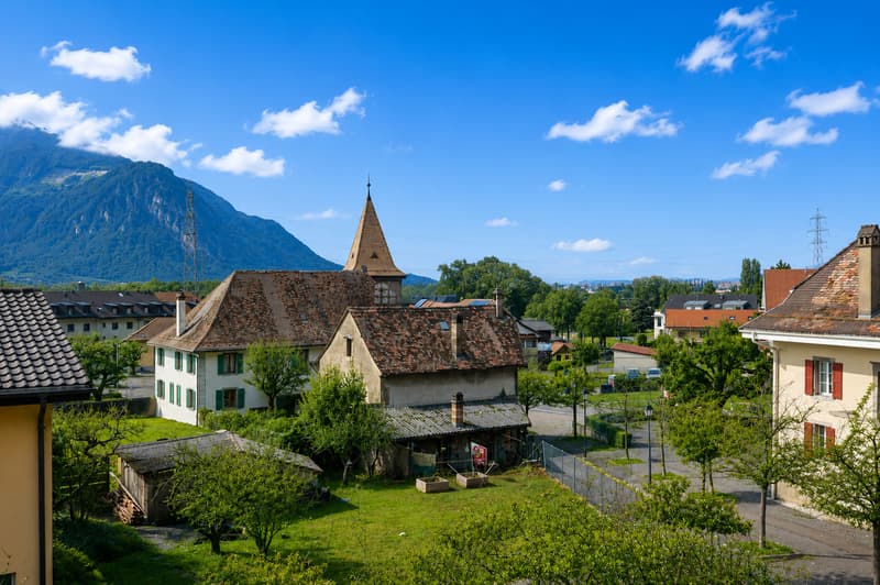Casa di villaggio con 5,5 locali situata nel cuore di Roche (1)