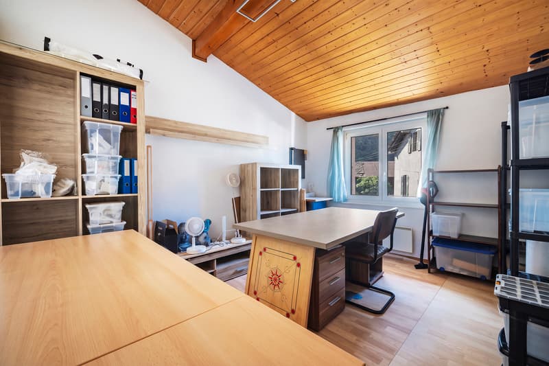 Villa di 4.5 locali in un porto di pace (11)