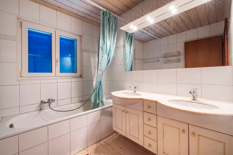 Villa di 4.5 locali in un porto di pace (12)
