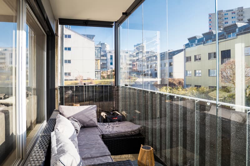 Lumineux 4.5 pièces avec balcon et parking souterrain (12)