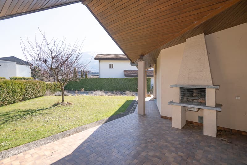 Une villa aux beaux volumes sur près de 1'000 m² (10)