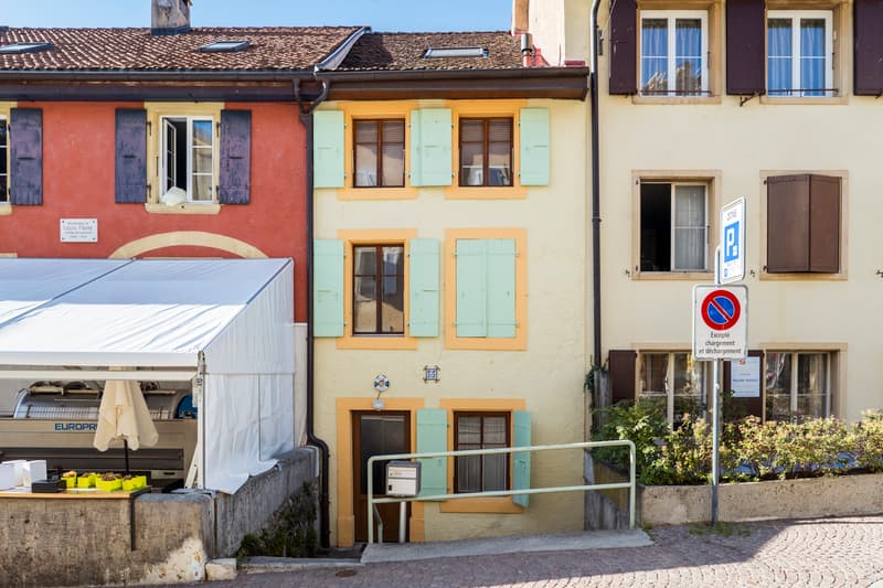 Maison de ville séculaire de 5.5 pièces (1)