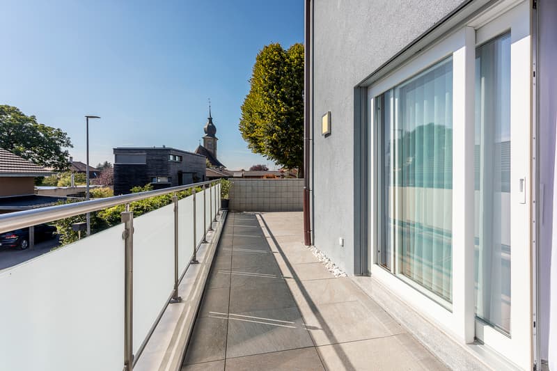 Villa contemporaine aux volumes généreux et à l'état remarquable (2)