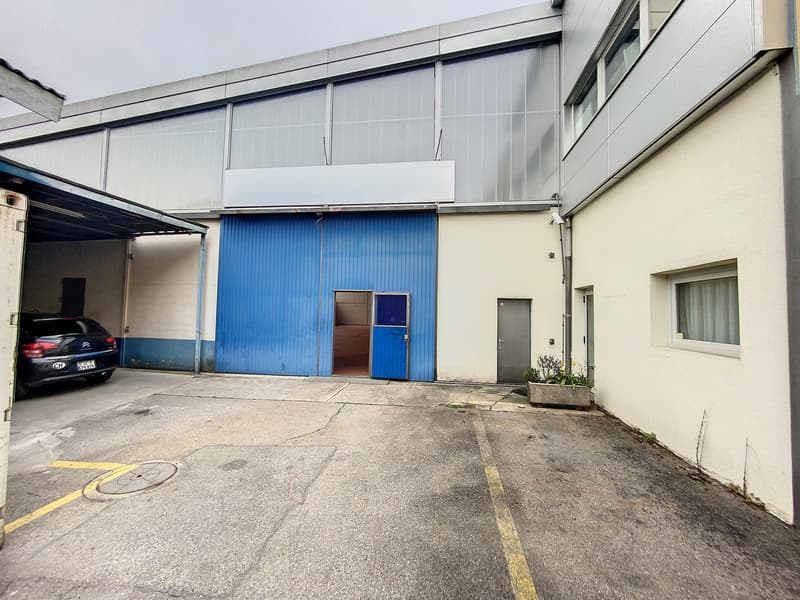 Meyrin - Locaux industriels env. 400m2 (atelier et bureaux ) (1)
