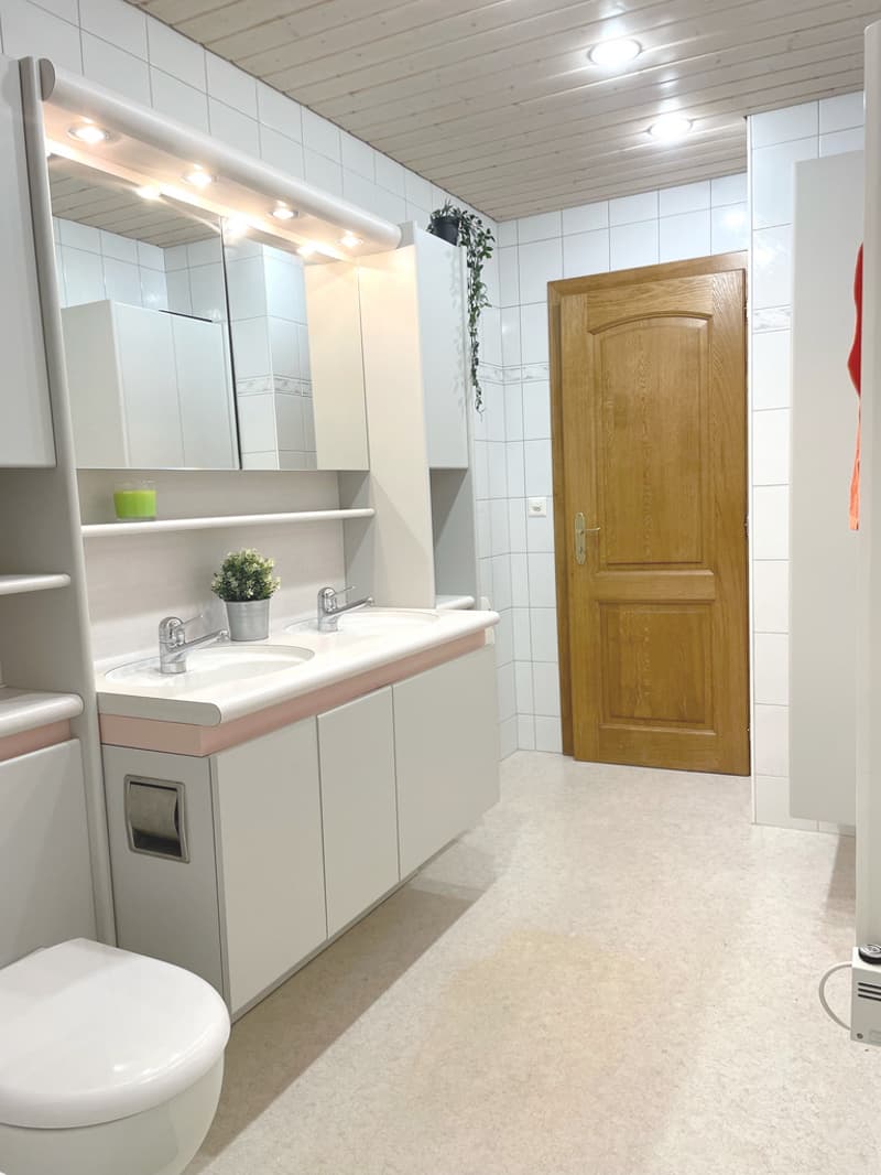 Badezimmer2.jpg