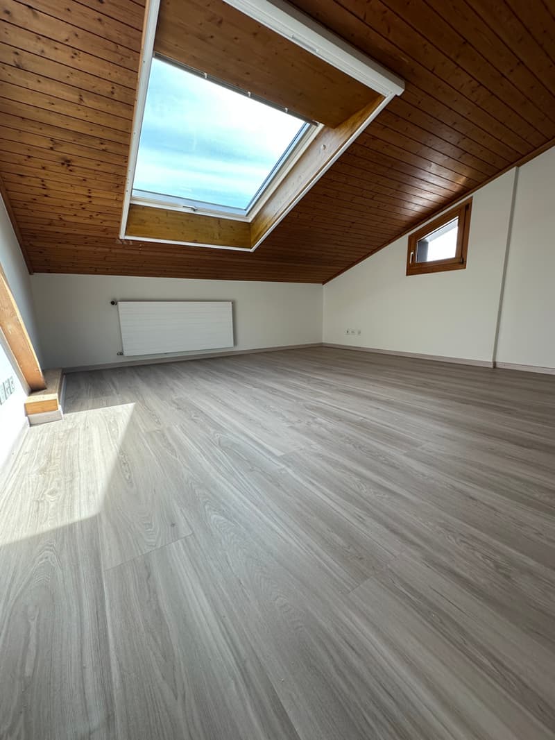 Schlafzimmer_links.jpeg
