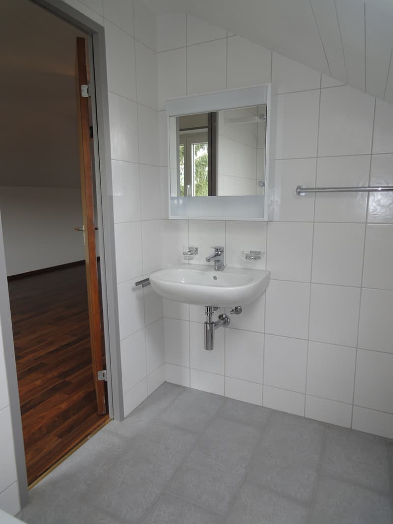 Badezimmer_2.JPG