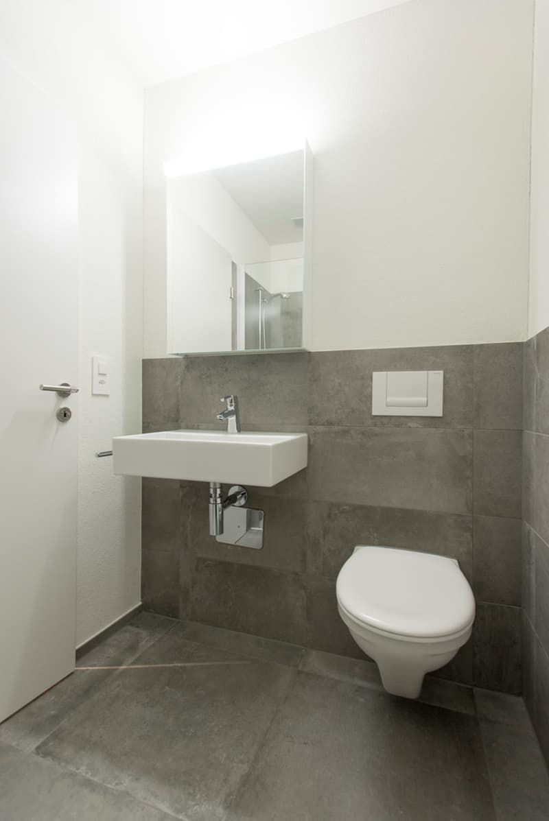 Badezimmer mit Dusche