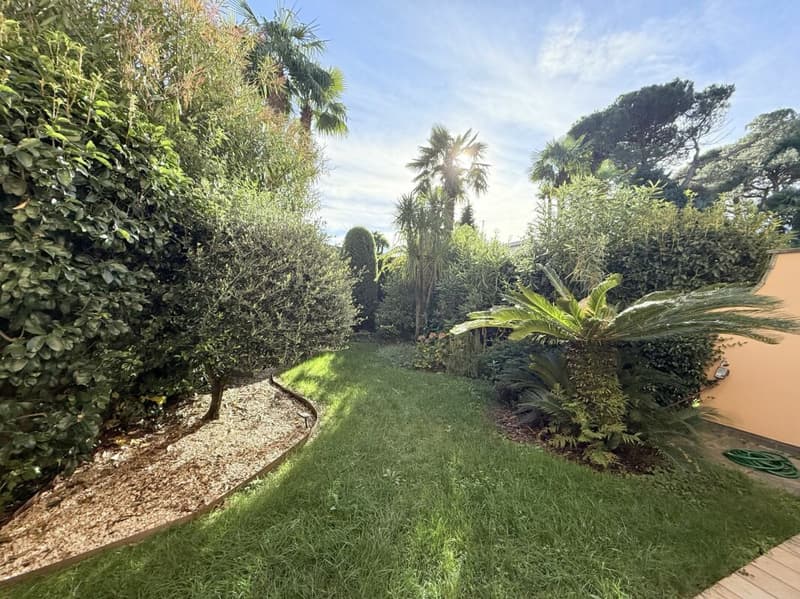 Elegante 2.5-Zimmer-Gartenwohnung in der Residenz Camelia, Ascona (10)