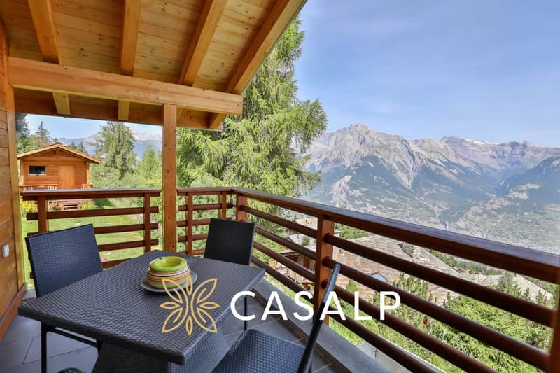 Idyllic chalet with exceptional view (7)