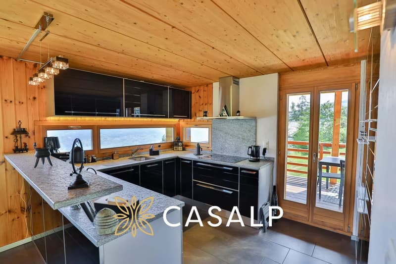 Idyllic chalet with exceptional view (5)