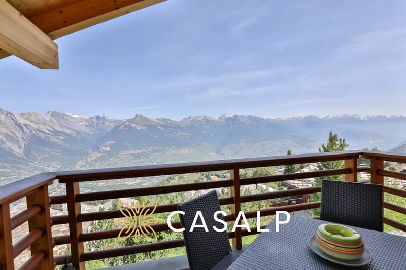Idyllic chalet with exceptional view (8)