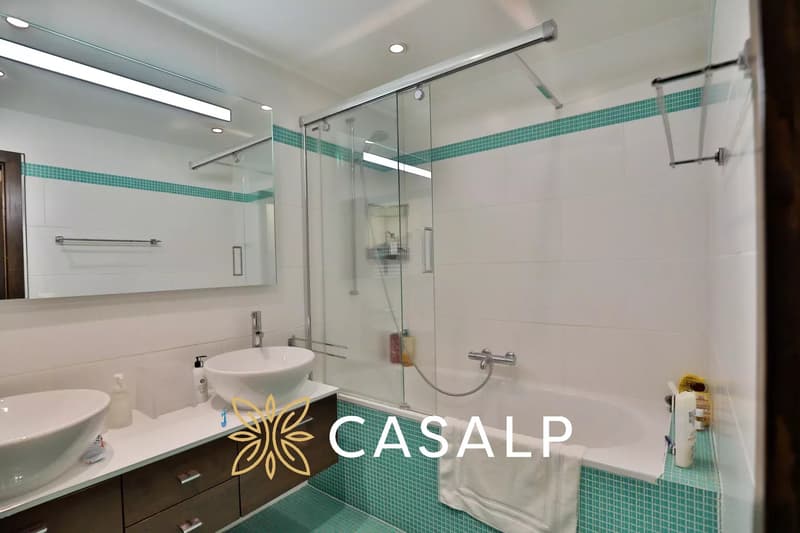 Charming semi-chalet with pool in Mollens (12)