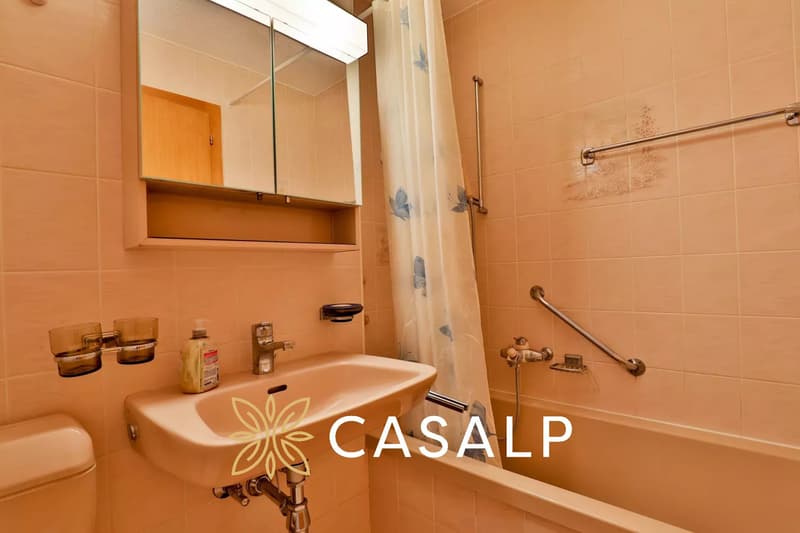 Charming 2.5-room apartment at the foot of the slopes (8)