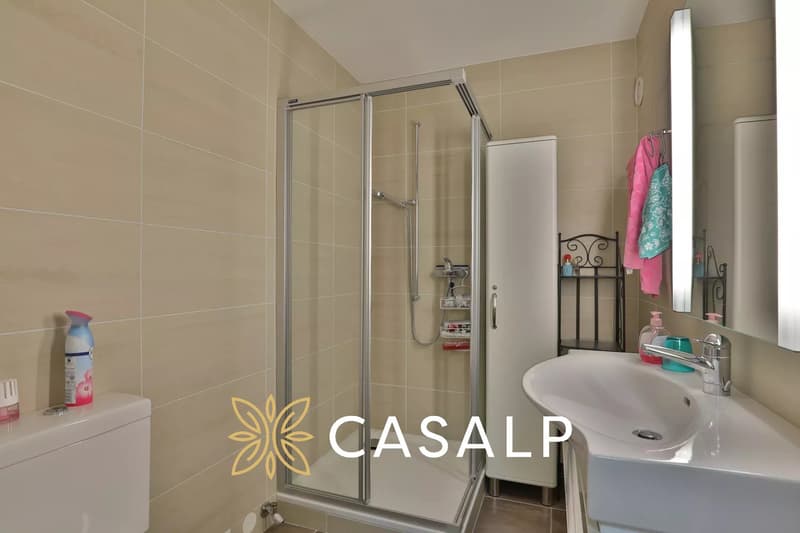 Beautiful 2.5-room apartment in La Moubra (5)