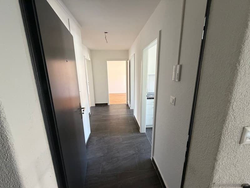 Ab sofort: Helle 3.5-Zimmer-Wohnung mit Balkon in Rüti ZH (12)