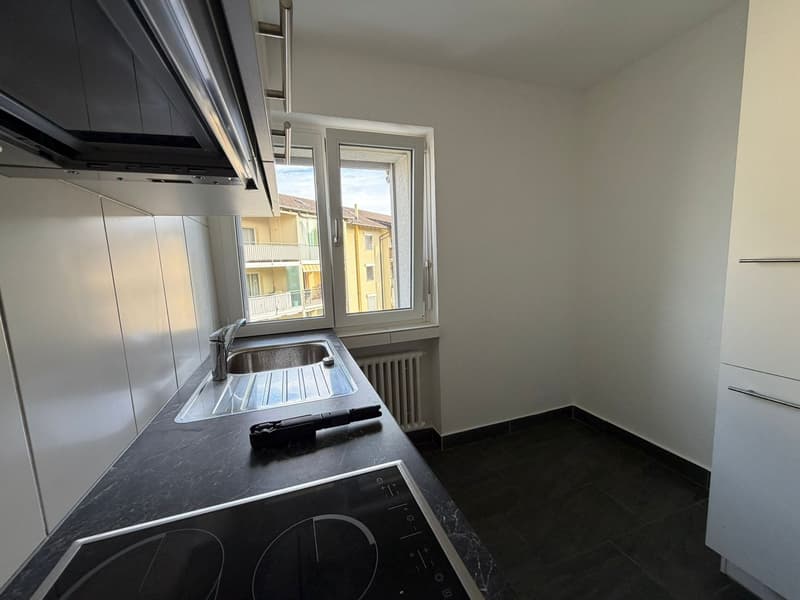 Ab sofort: Helle 3.5-Zimmer-Wohnung mit Balkon in Rüti ZH (11)