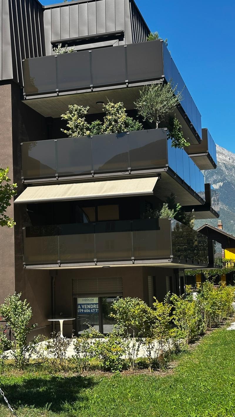 Appartement récent 3,5 pièces, terrasse - jardin au centre de Martigny (11)