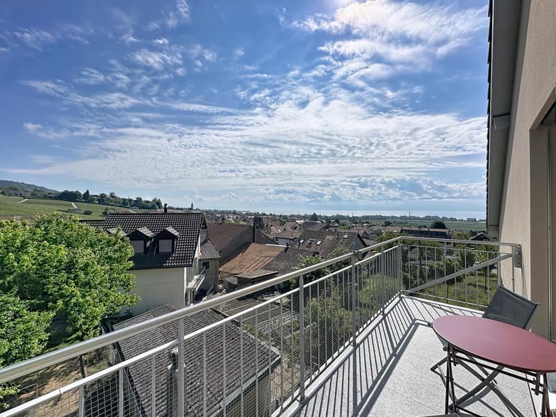 Attic apartment with lake view (10)